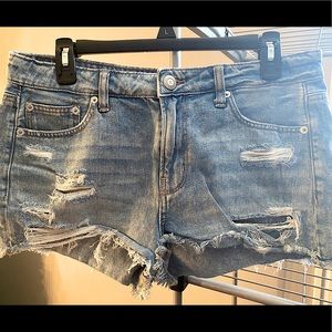 American Eagle ✨tomgirl shortie✨ size 10